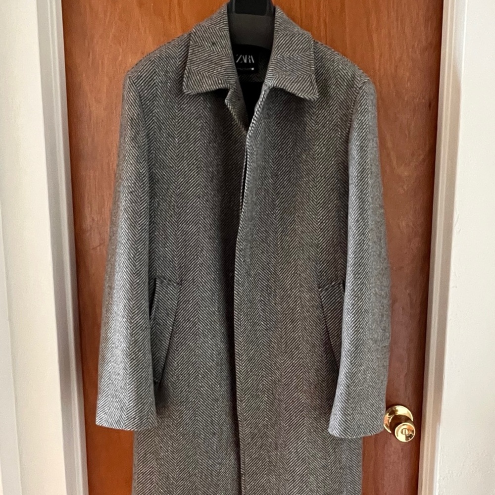 Zara Men's Classic Gray/Brown Wool Coat